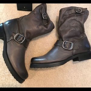 NWOT Veronica Short in Smoke